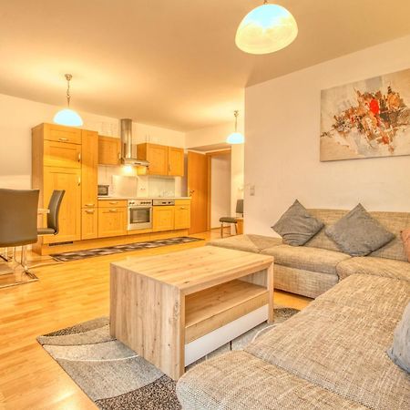 Zeller City Apt Aydin - By Alpen Apartments Zell am See Bagian luar foto
