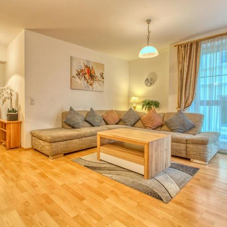 Zeller City Apt Aydin - By Alpen Apartments Zell am See Bagian luar foto