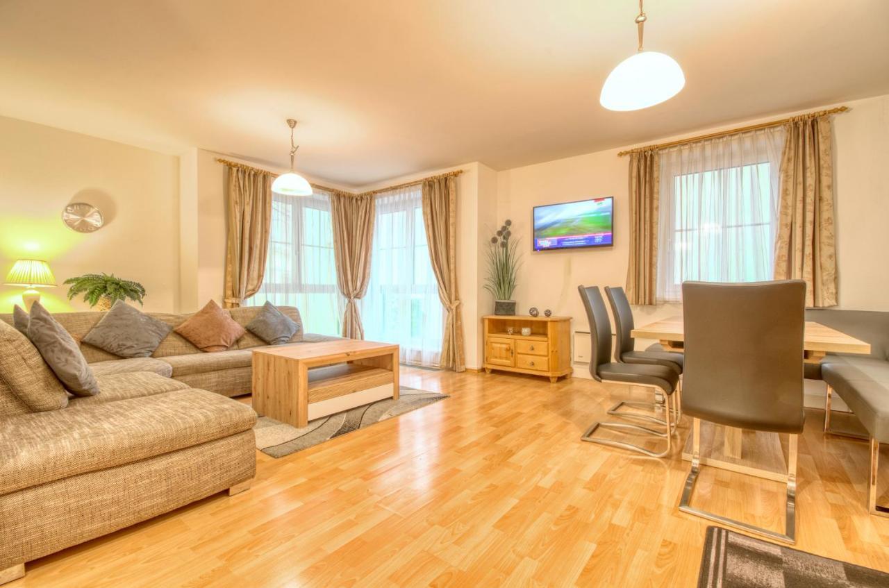 Zeller City Apt Aydin - By Alpen Apartments Zell am See Bagian luar foto