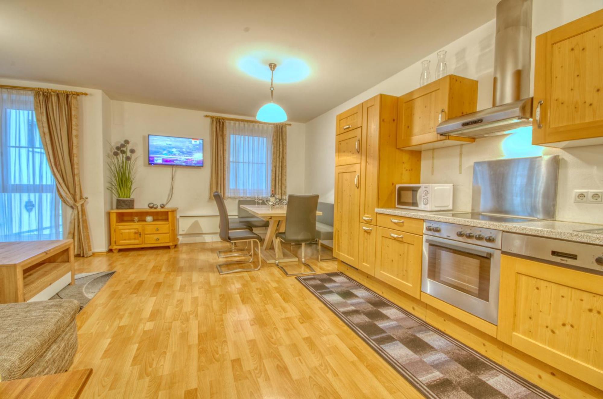 Zeller City Apt Aydin - By Alpen Apartments Zell am See Bagian luar foto
