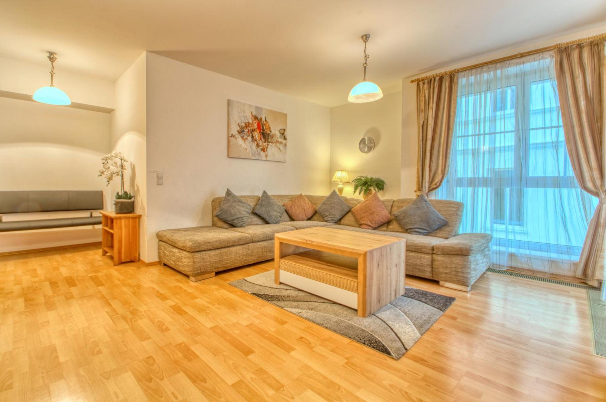 Zeller City Apt Aydin - By Alpen Apartments Zell am See Bagian luar foto